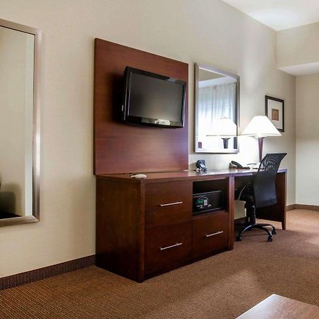 Comfort Inn & Suites Adj To Akwesasne Mohawk Casino Hogansburg Zewnętrze zdjęcie
