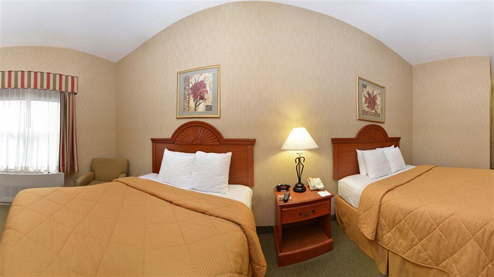 Comfort Inn & Suites Adj To Akwesasne Mohawk Casino Hogansburg Zewnętrze zdjęcie