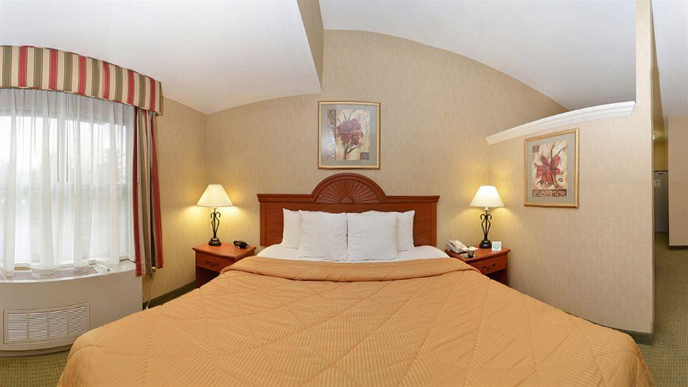 Comfort Inn & Suites Adj To Akwesasne Mohawk Casino Hogansburg Zewnętrze zdjęcie