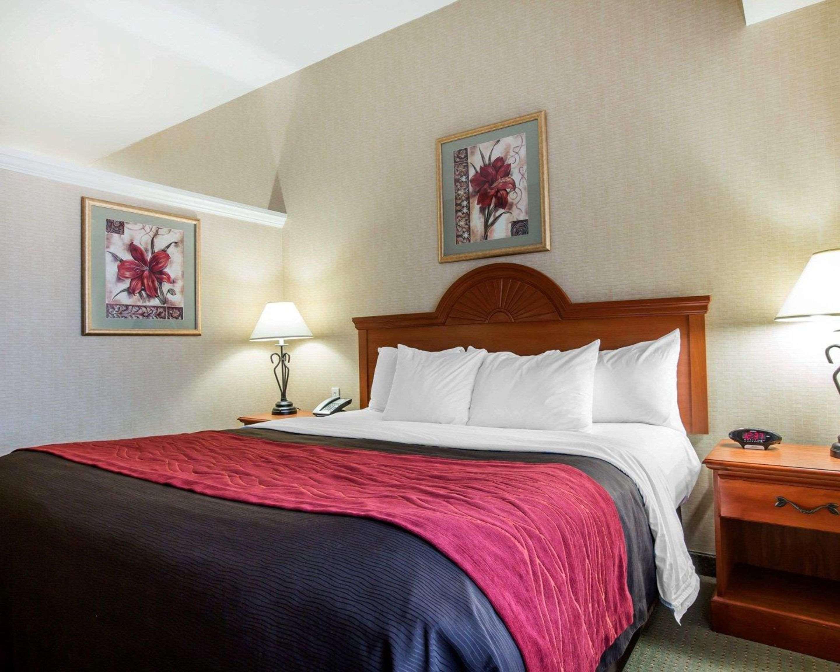 Comfort Inn & Suites Adj To Akwesasne Mohawk Casino Hogansburg Zewnętrze zdjęcie