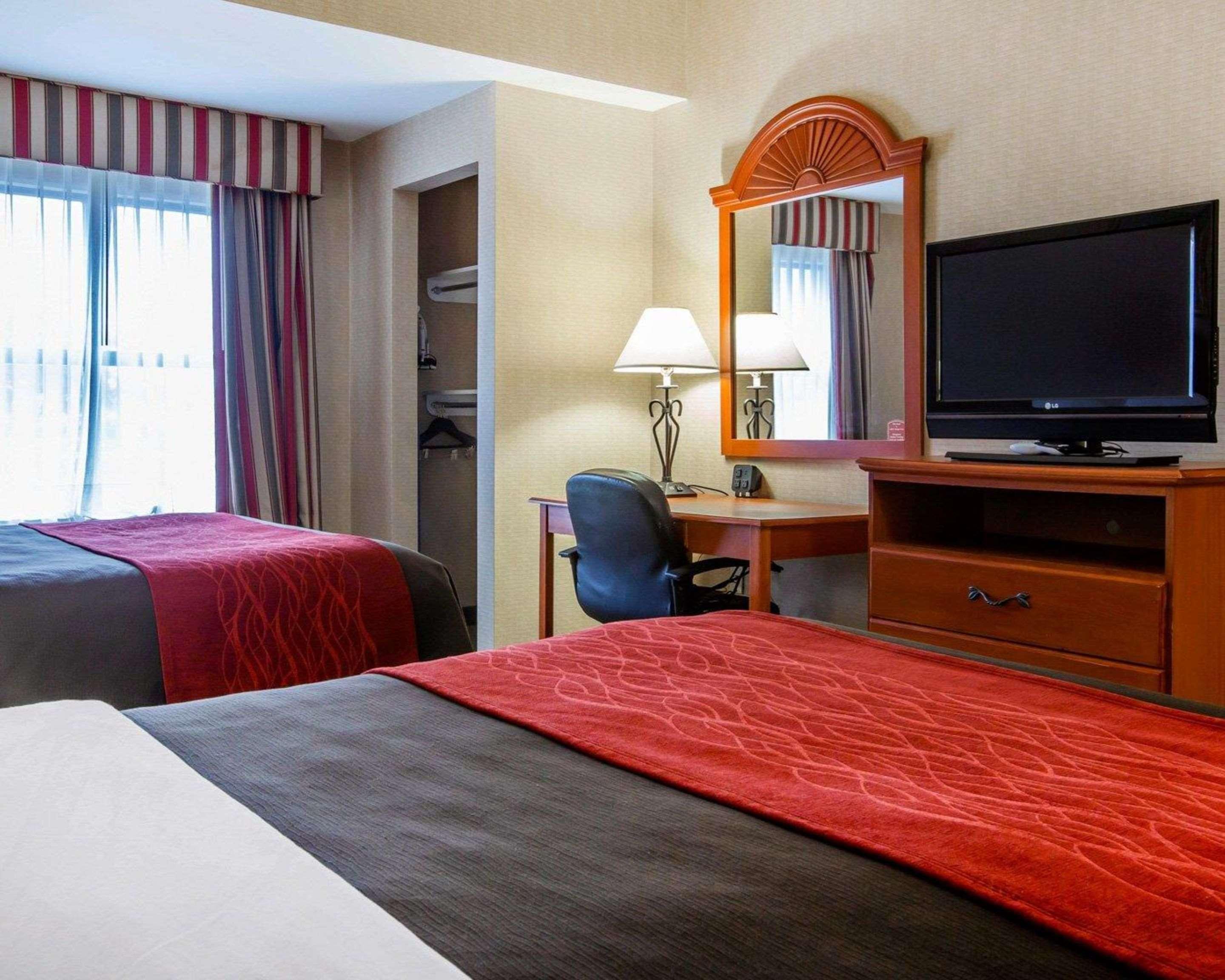 Comfort Inn & Suites Adj To Akwesasne Mohawk Casino Hogansburg Zewnętrze zdjęcie